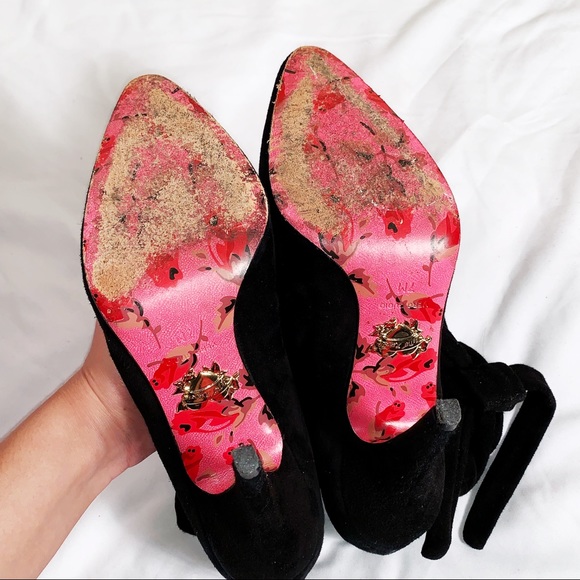 Betsey Johnson Willa Black Suede Heeled Boots | Size 7 | 4” Heel - Picture 4 of 4